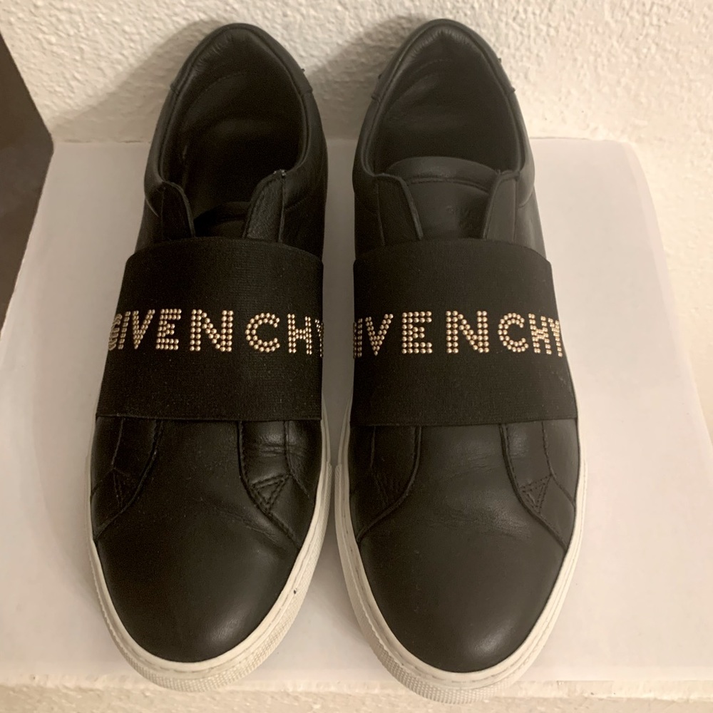 Givenchy Sneakers 41